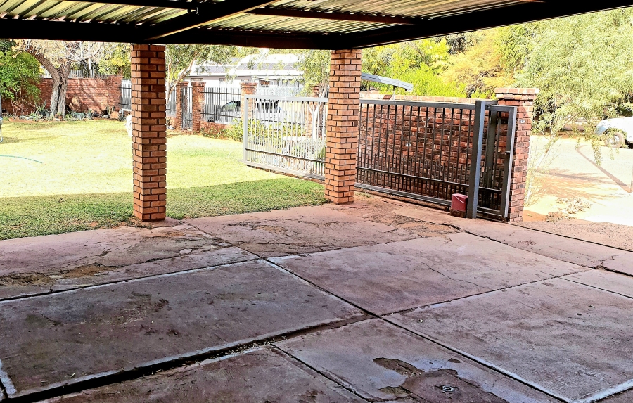 To Let 1 Bedroom Property for Rent in Kathu Northern Cape